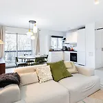 Guestready - Chic Retreat With Balcony For 2